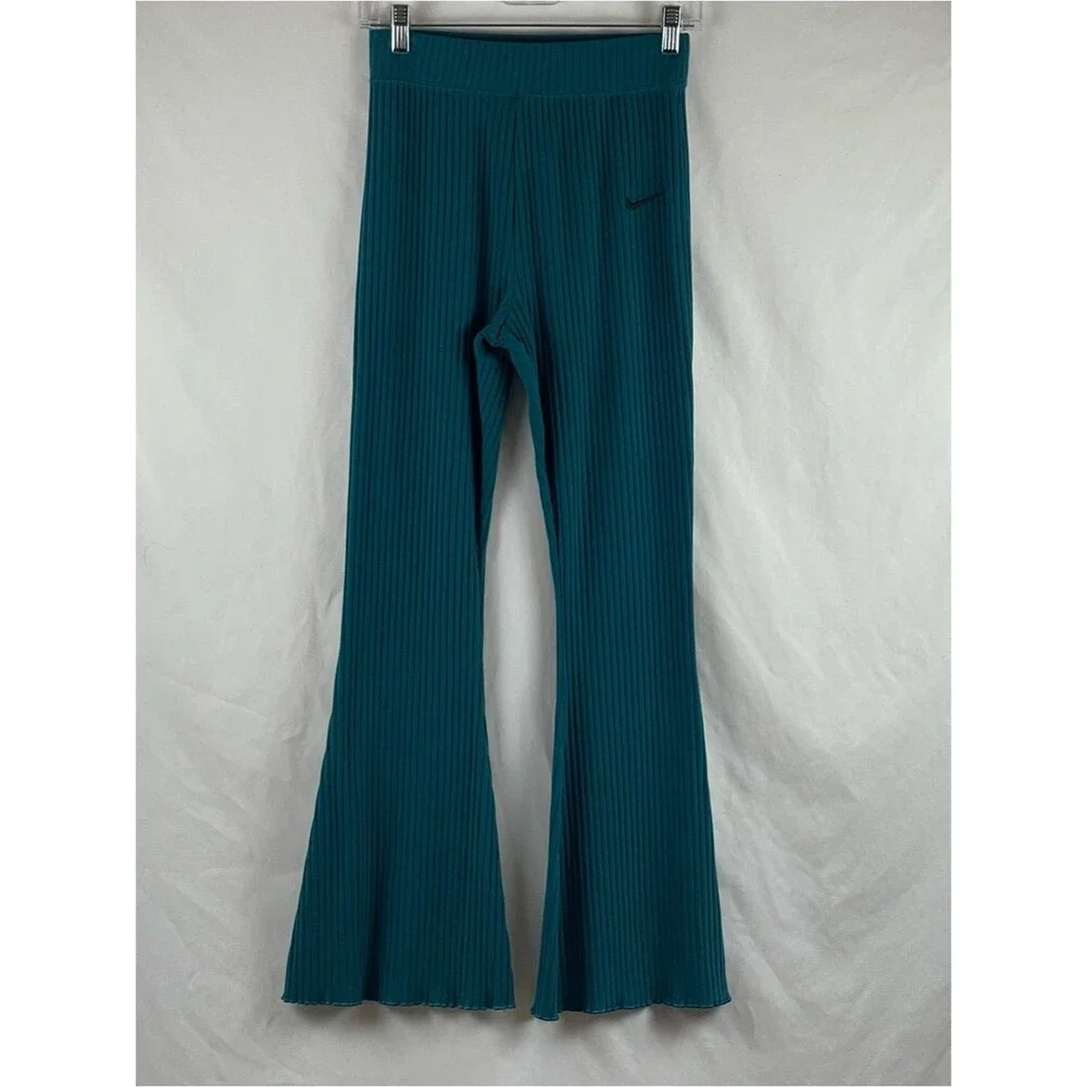 NIKE Turquoise Ribbed Flare Athletic Yoga Pants NWOT Size S